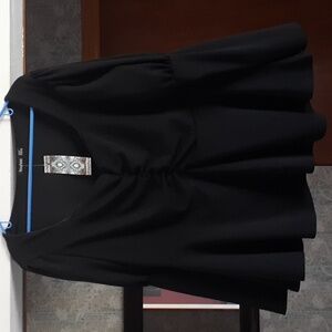 NWT Black Boohoo Peplum Top (Size 16 in USA) V206